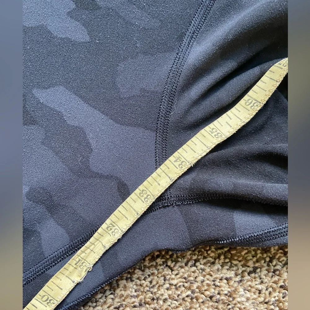 Lululemon Camo Leggings 8 LONG - Picture 3 of 7